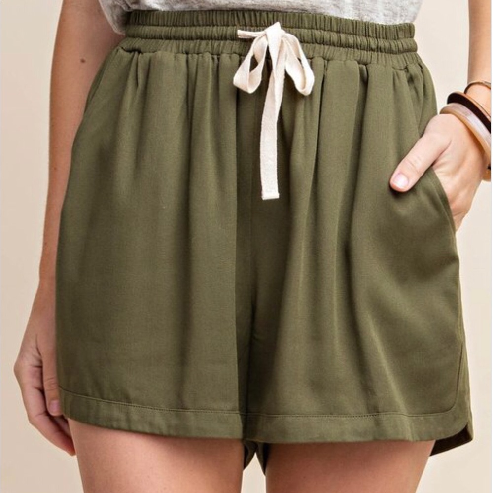 Olive Soft Training Shorts With Pockets - Picture 4 of 4